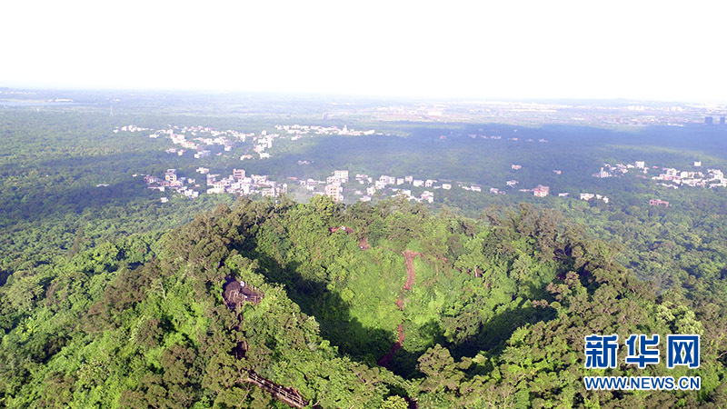 航拍海口石山火山群國家地質(zhì)公園 